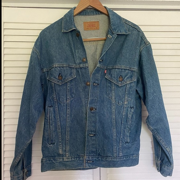 Levi’s Jean Jacket- Mens - Picture 1 of 5